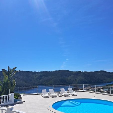Lago Azul Villas Ferreira do Zezere Bagian luar foto