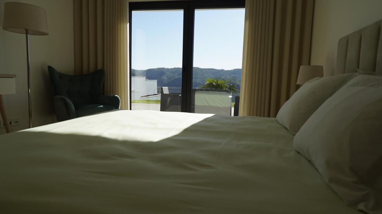 Lago Azul Villas Ferreira do Zezere Bagian luar foto