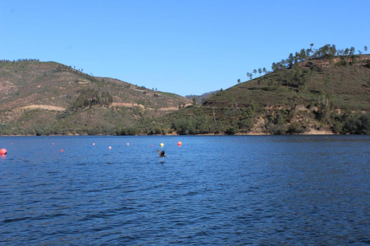 Lago Azul Villas Ferreira do Zezere Bagian luar foto